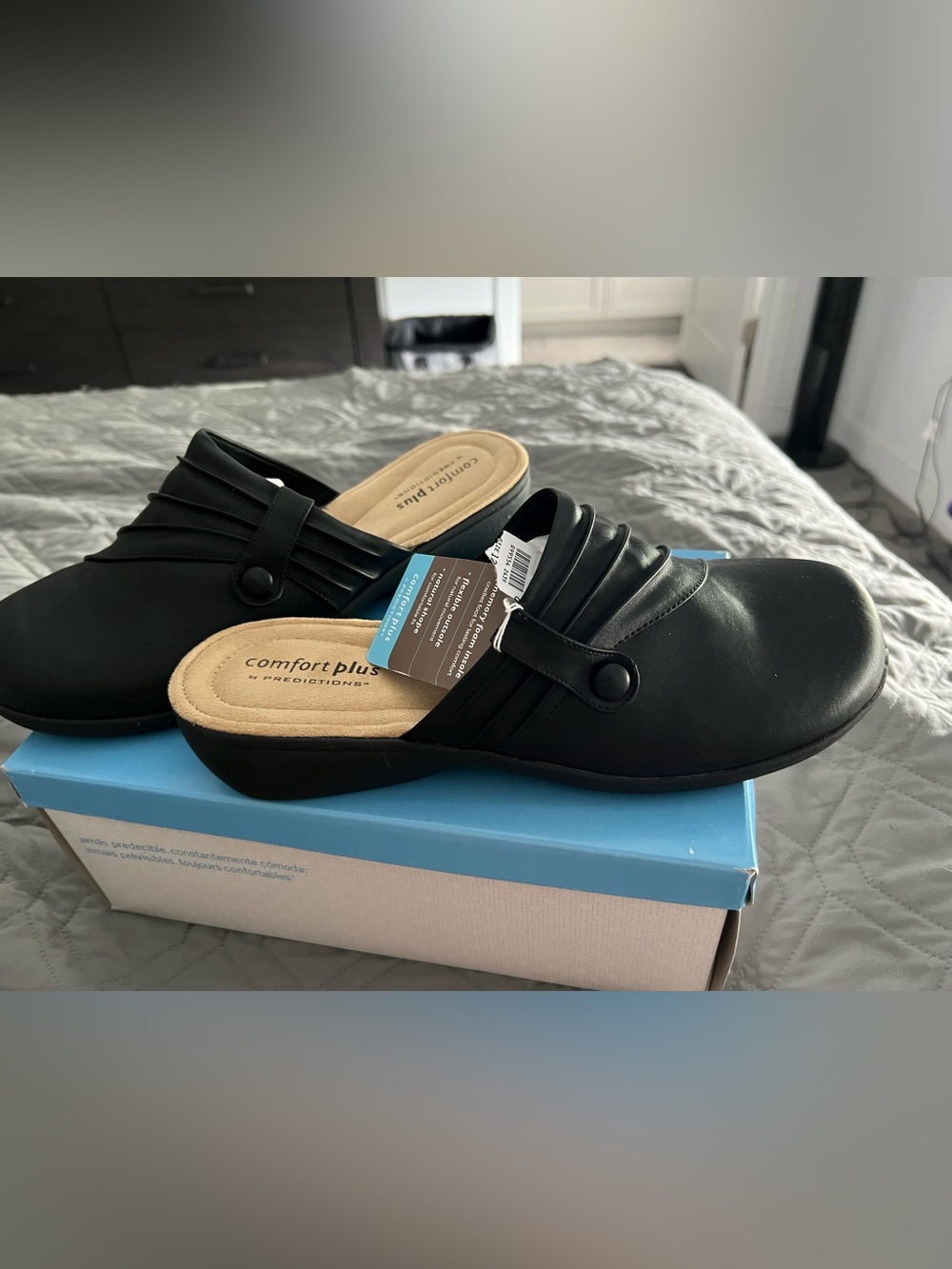 comfort plus by Predictions Black Slip-On Clog Mules
